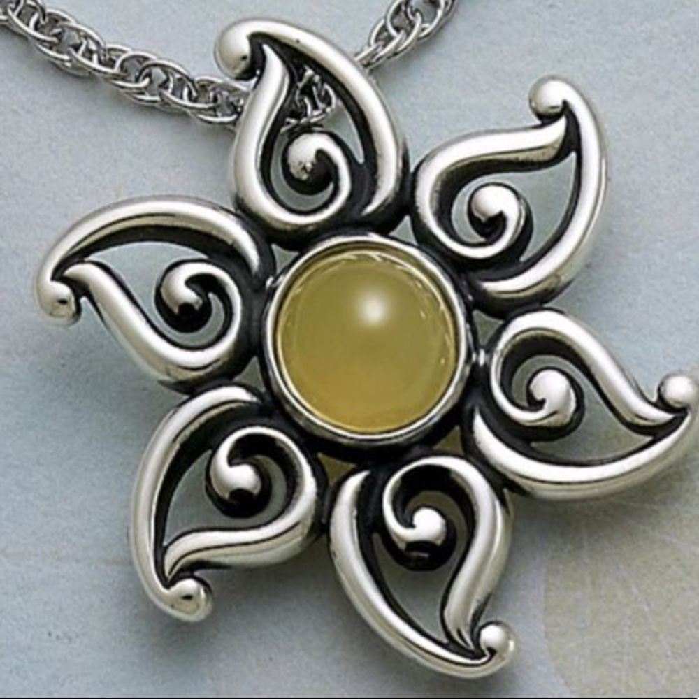 James Avery Chalcedony Sun Pendant Retired Sterling Silver With Necklace